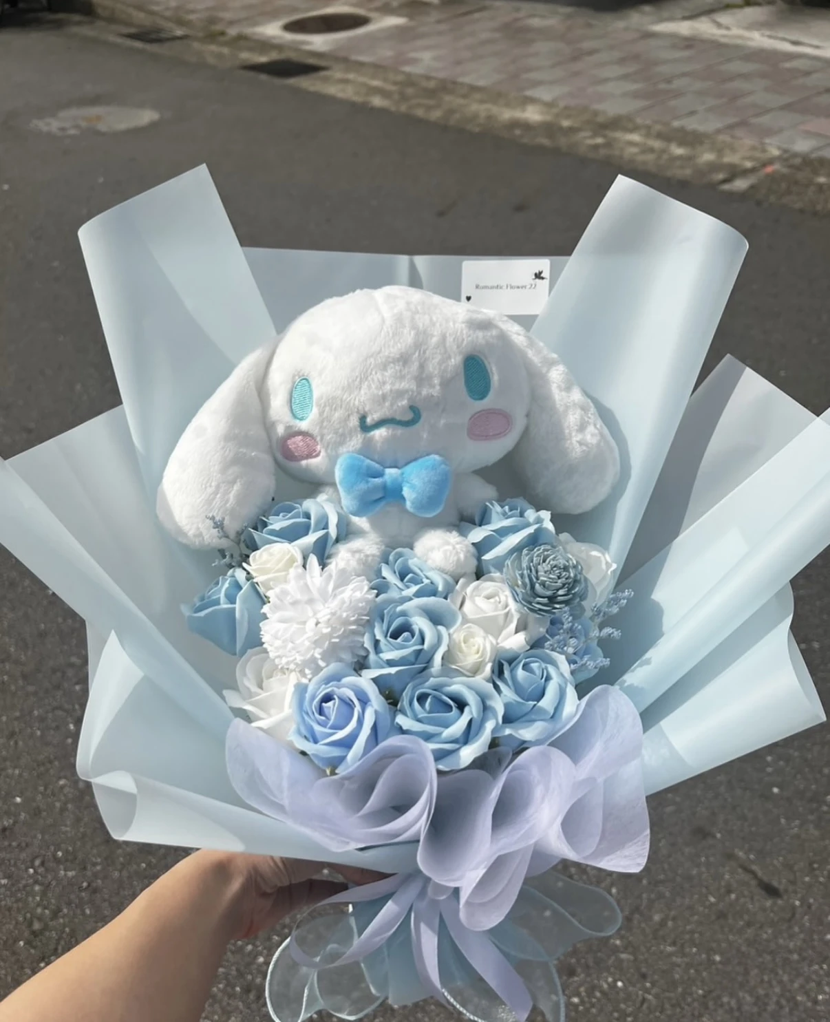 大耳狗玩偶花束
