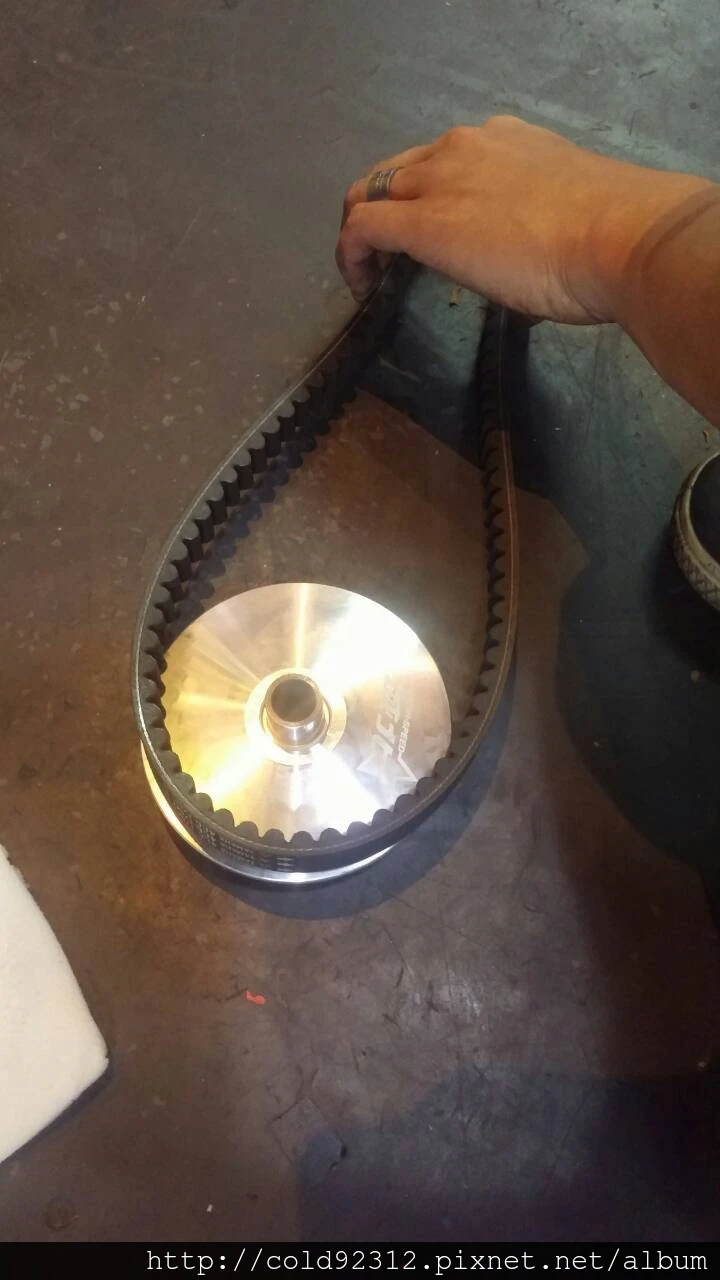 CVT 尾速狀態前大後小皮帶變速幾何位置與普利珠甩動極限圖