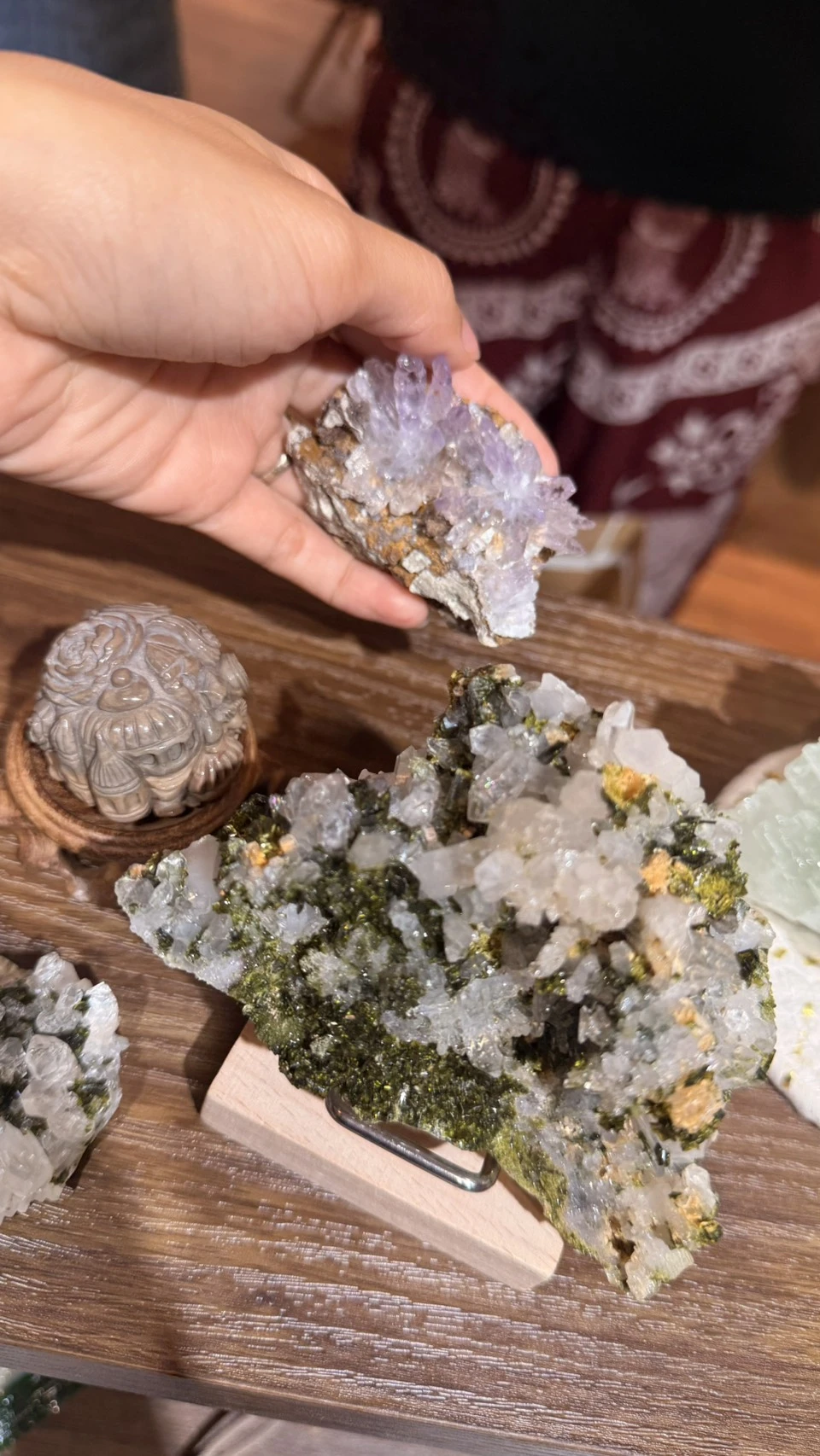 綠簾石+克魯茲+阿拉善球狐