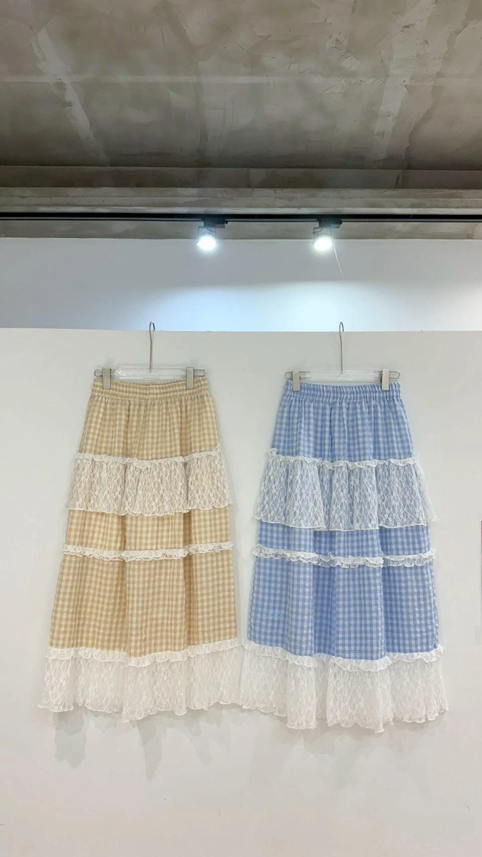 格紋拼接蕾絲半身裙 2color