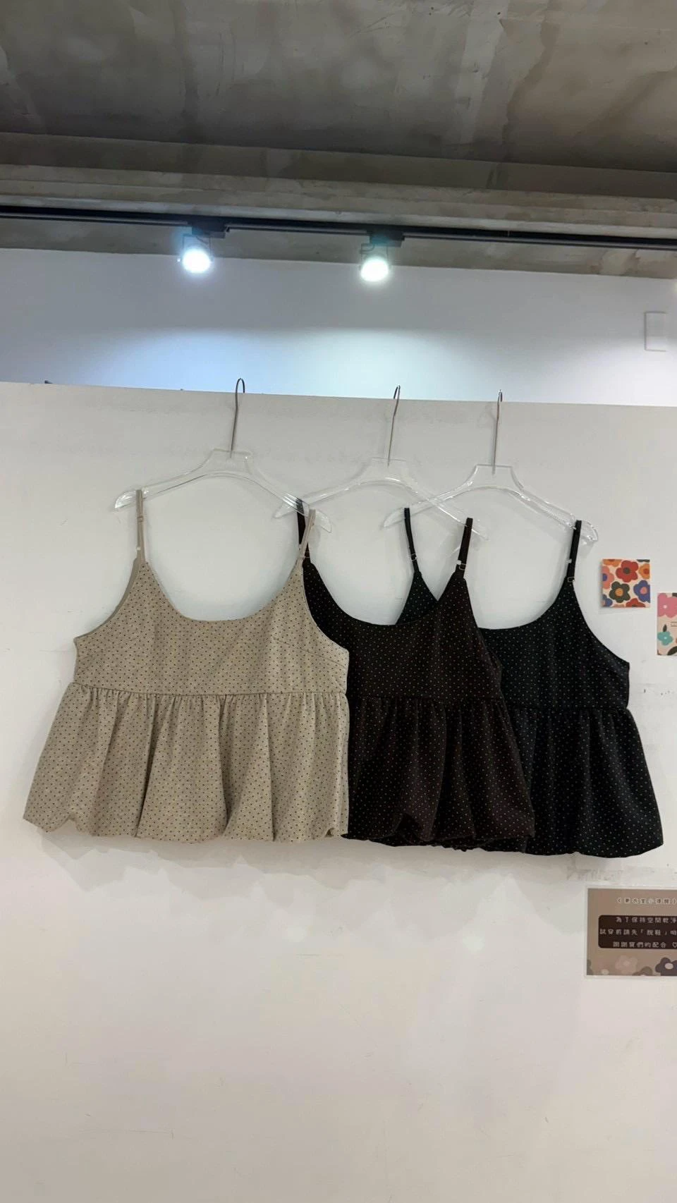 日系波點花苞細肩背心 3color