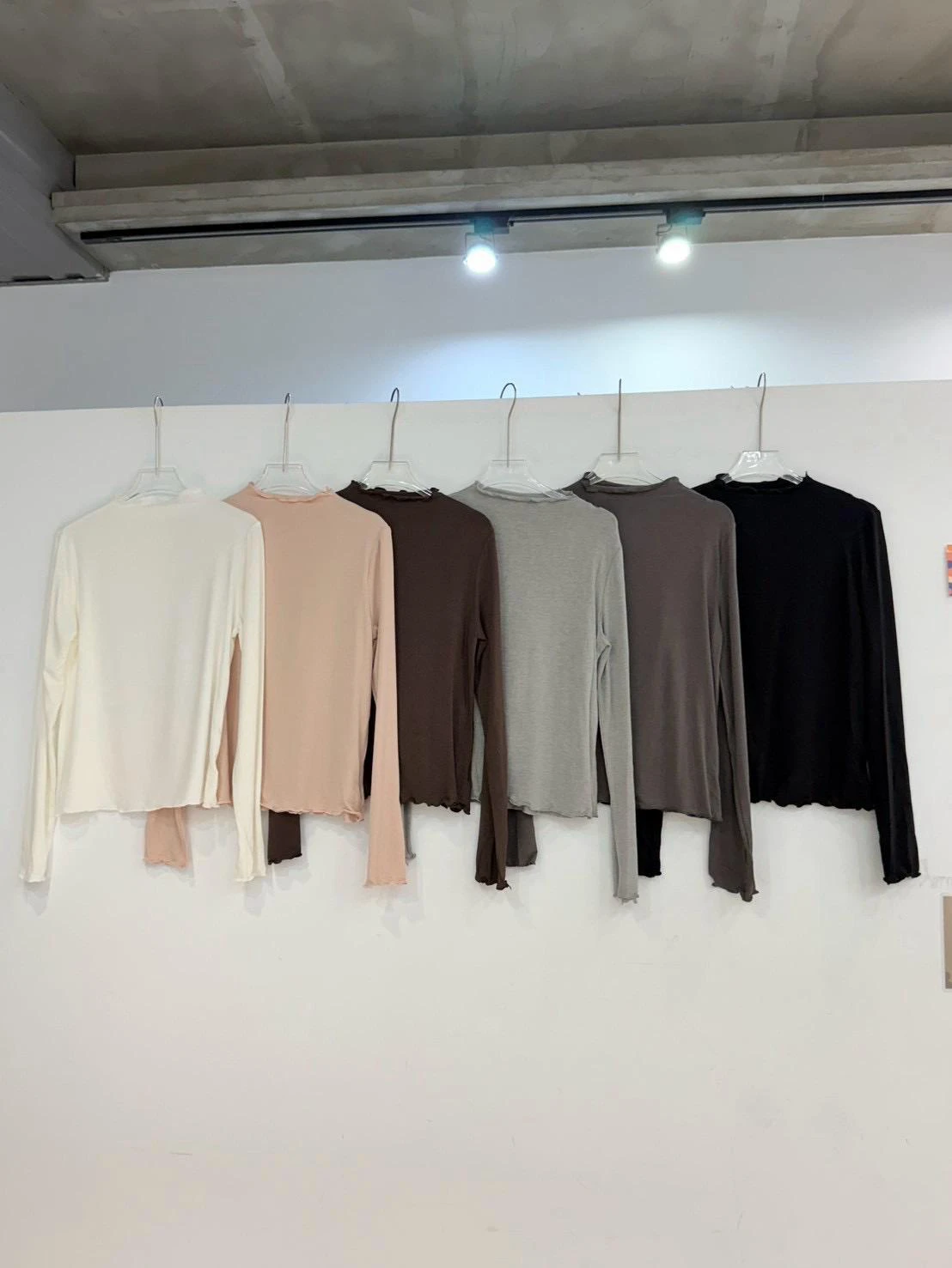 雲朵彈力棉花糖捲邊內搭 6color