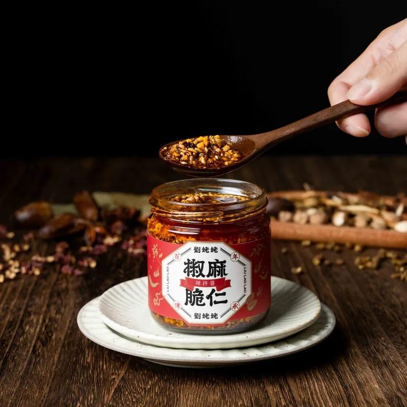 【台灣劉姥姥】椒麻脆仁辣拌醬 辣味拌醬 堅果拌醬 五辛素辣醬 堅果辣椒醬 200g/罐