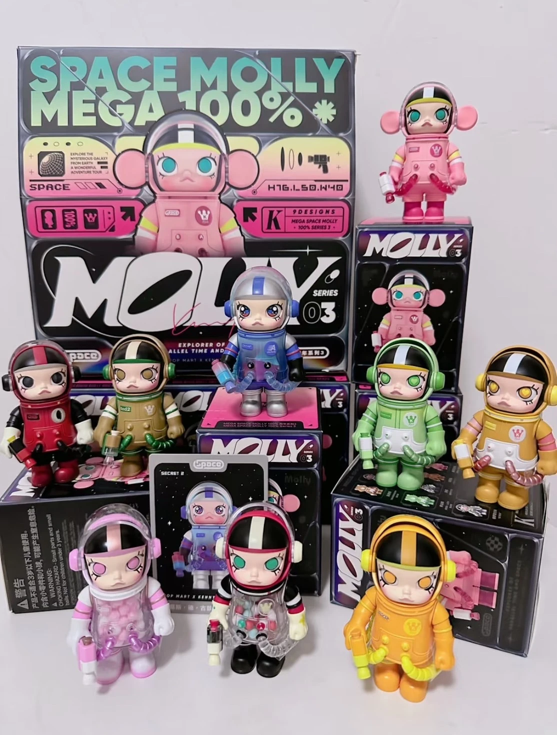 POPMART泡泡瑪特 MEGA珍藏系列100% SPACE MOLLY茉莉三代盲盒手辦禮物