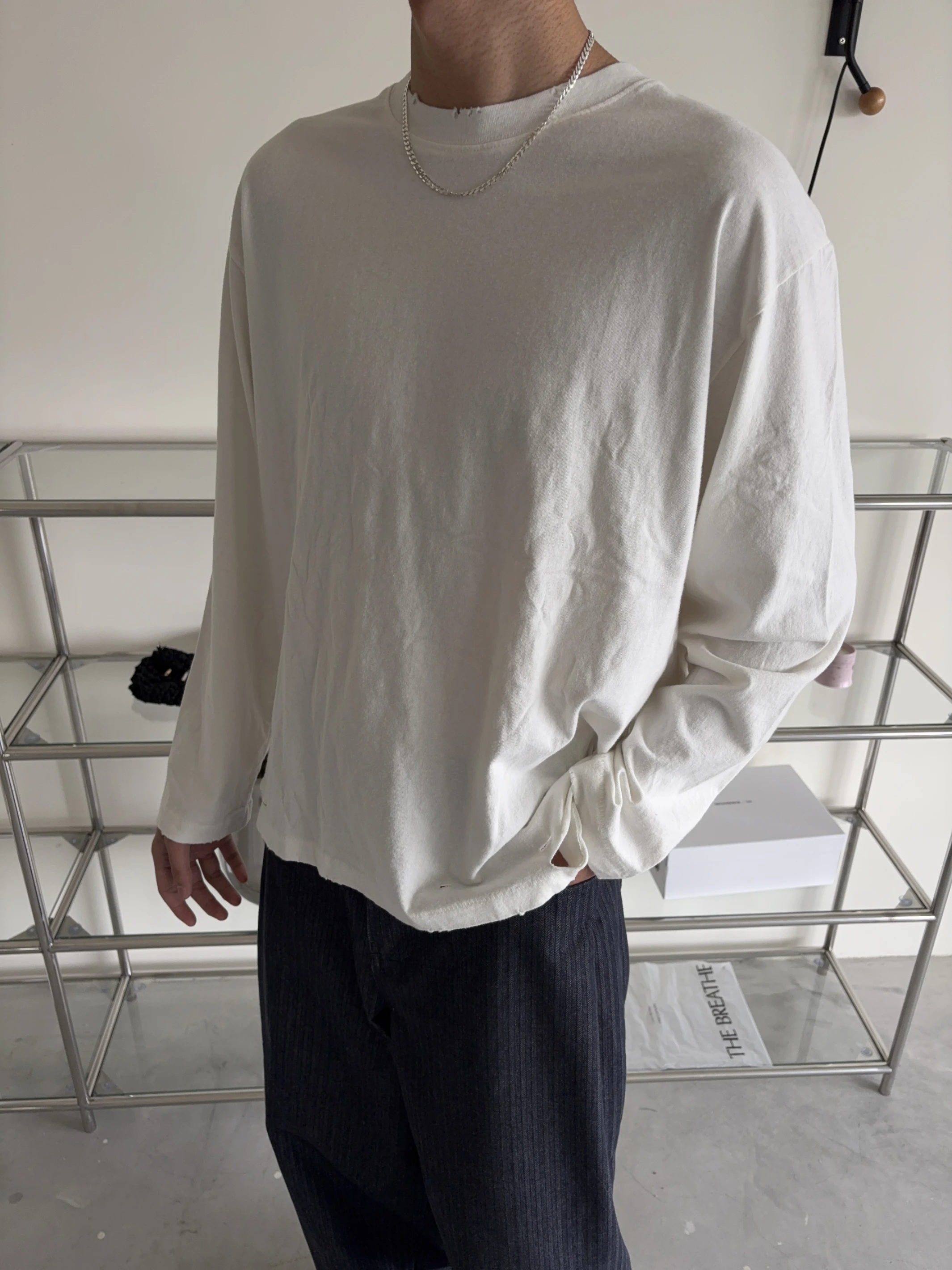 [現貨]OK69/ 破壞下擺素色長袖上衣