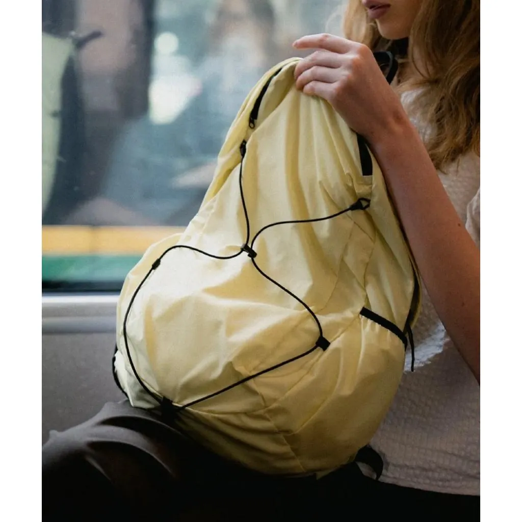 [預購] 韓國MAZI UNTITLED防潑水輕便型後背包 有口哨 多色 roam pack 代購