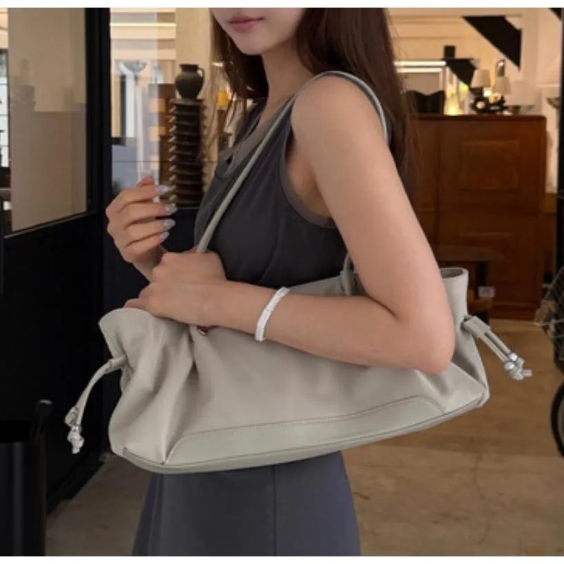 [預購] 韓國LOEUVRE尼龍肩背包 黑/深藍/燕麥 ruisseu shoulder medium 秀英款 代購