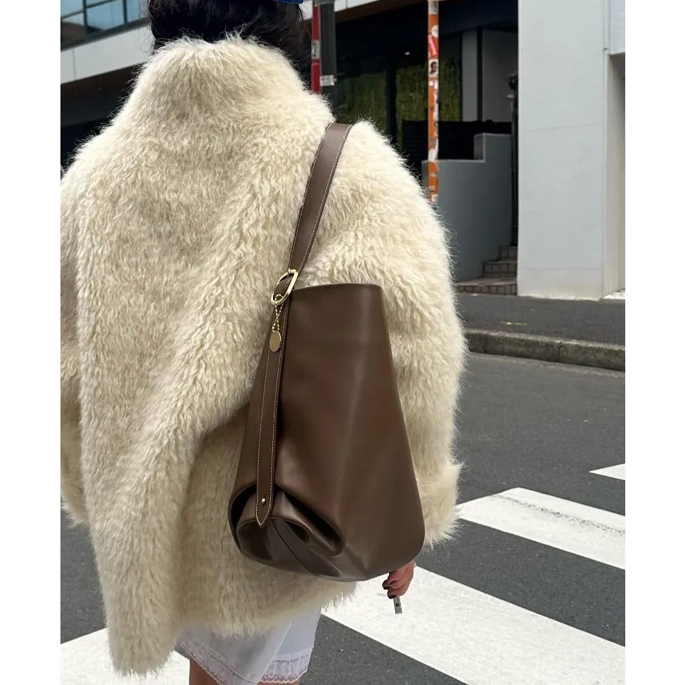 [預購] 韓國AT MY FINGERTIP牛皮大包 斜背 肩背 carryall 黑/摩卡 中號/大號 代購