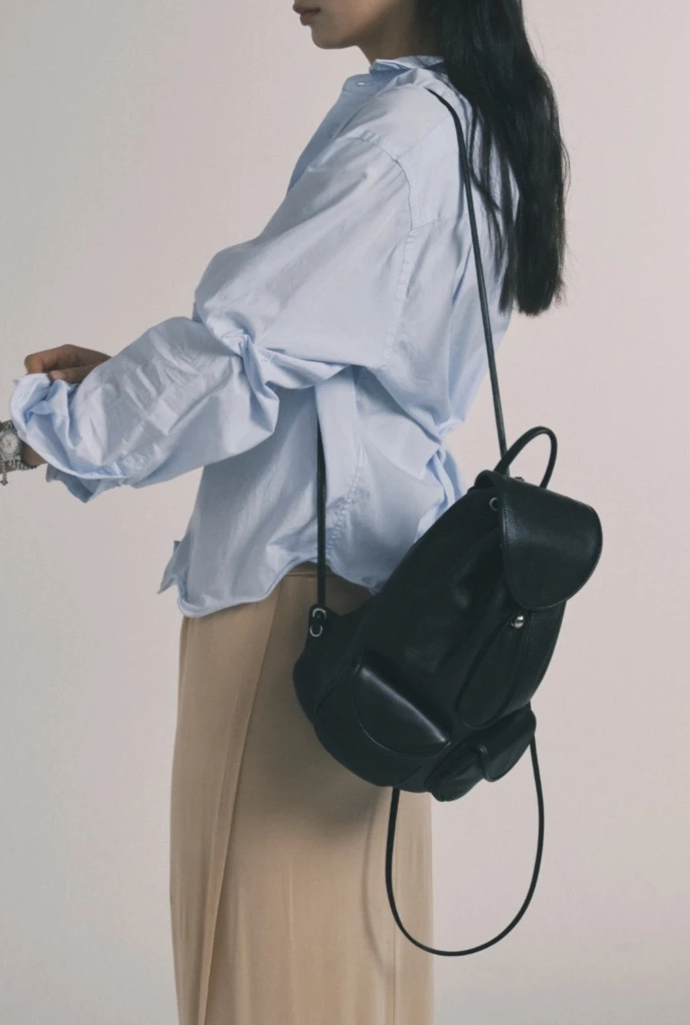 [預購] 韓國NEDEH黑色荔枝紋牛皮後背包 PHILO BACKPACK 代購