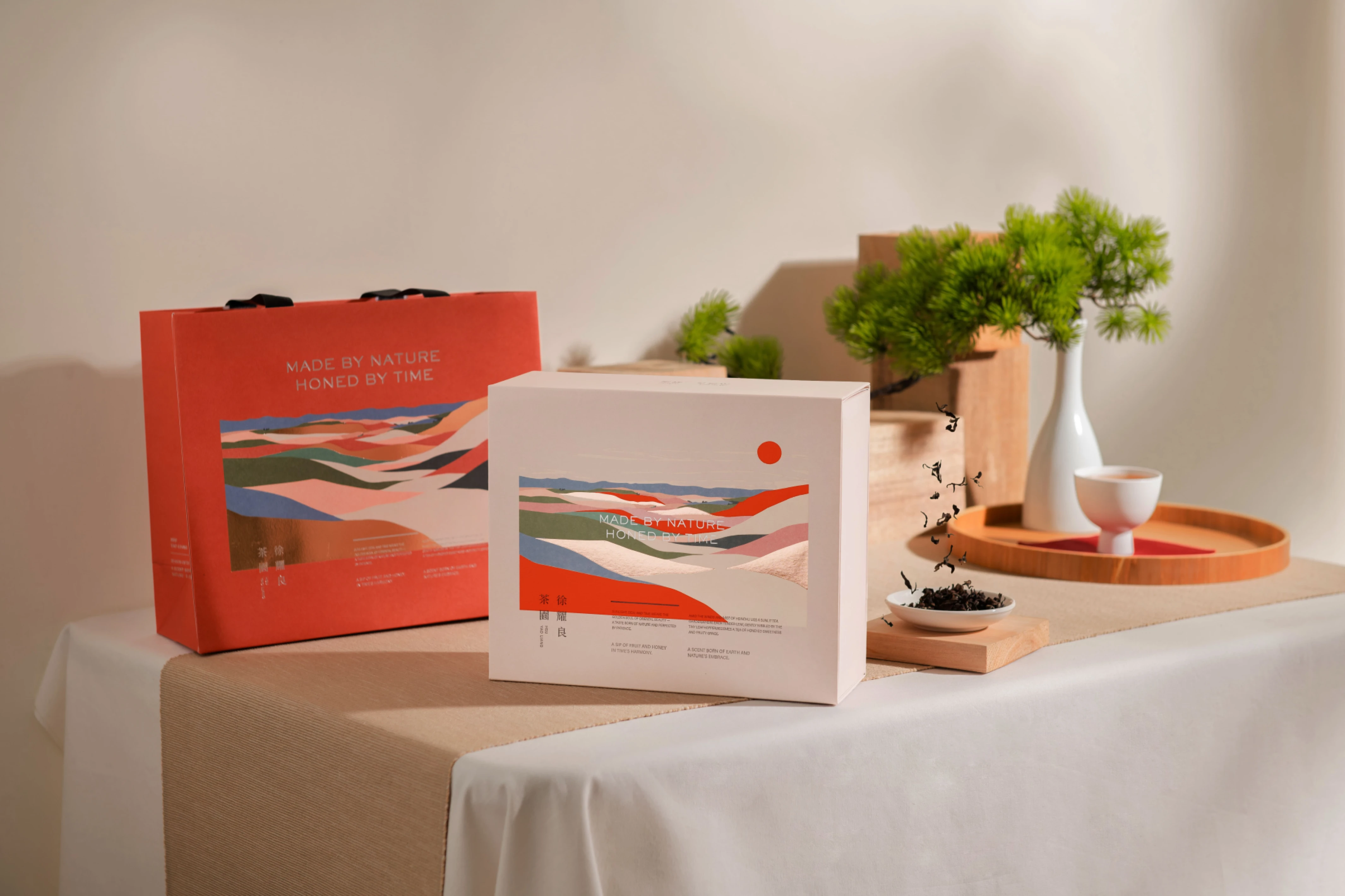 【 豐采・茶禮 】Nature’s Palette 頂級客製化禮盒｜東方美人・紅玉紅茶 (年節送禮/企業贈禮首選)