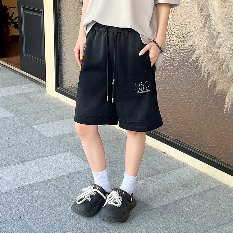 黑灰雙色必收！美式韓系寬鬆五分休閒短褲，舒適與質感一次到位