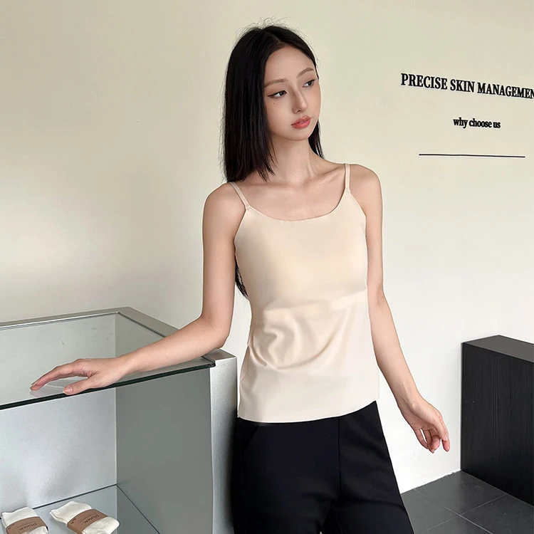 裸感冰絲無痕背心｜3D立體支撐的夏日隱形美胸單品