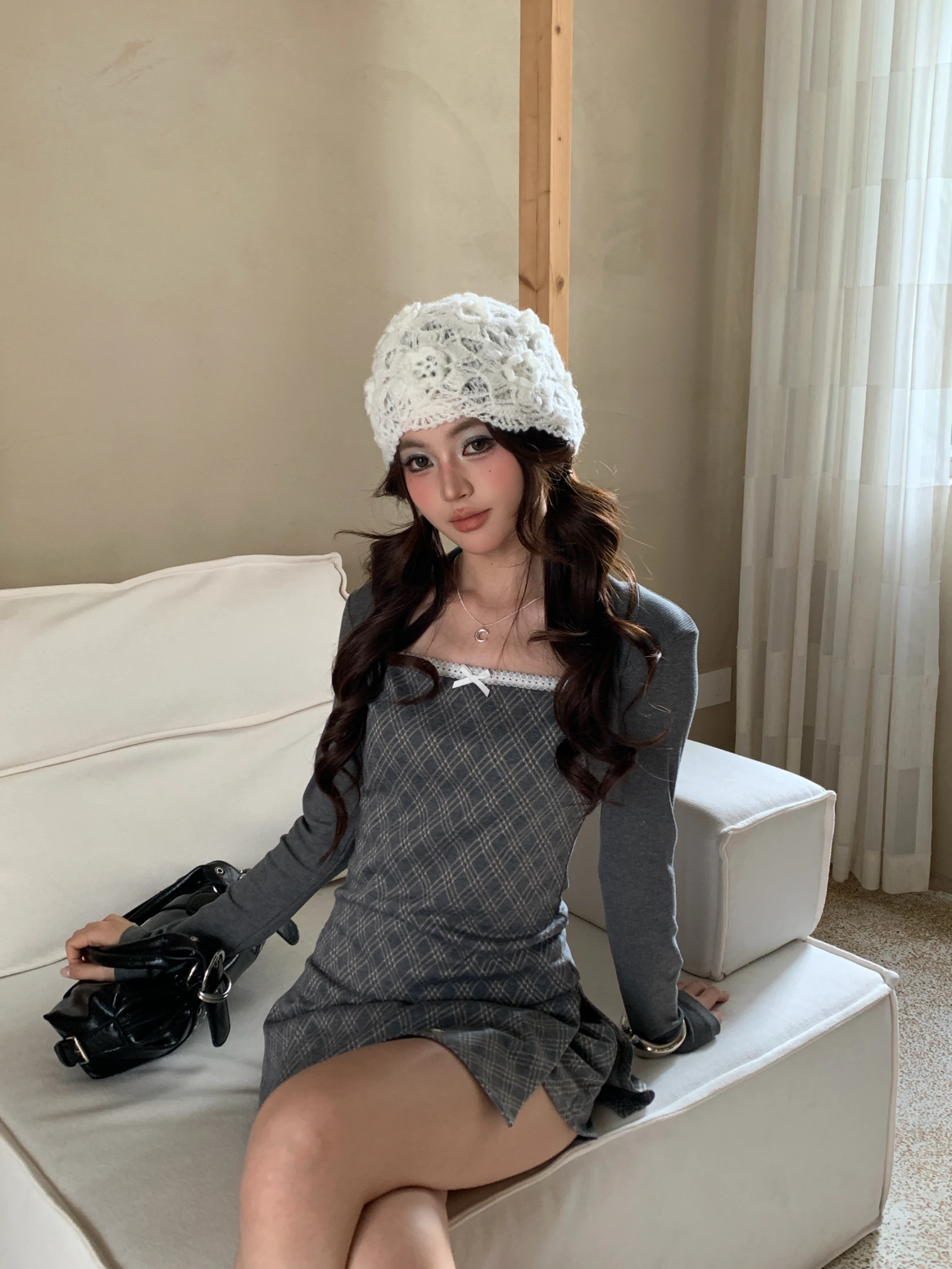 格紋拼接蕾絲上衣_灰