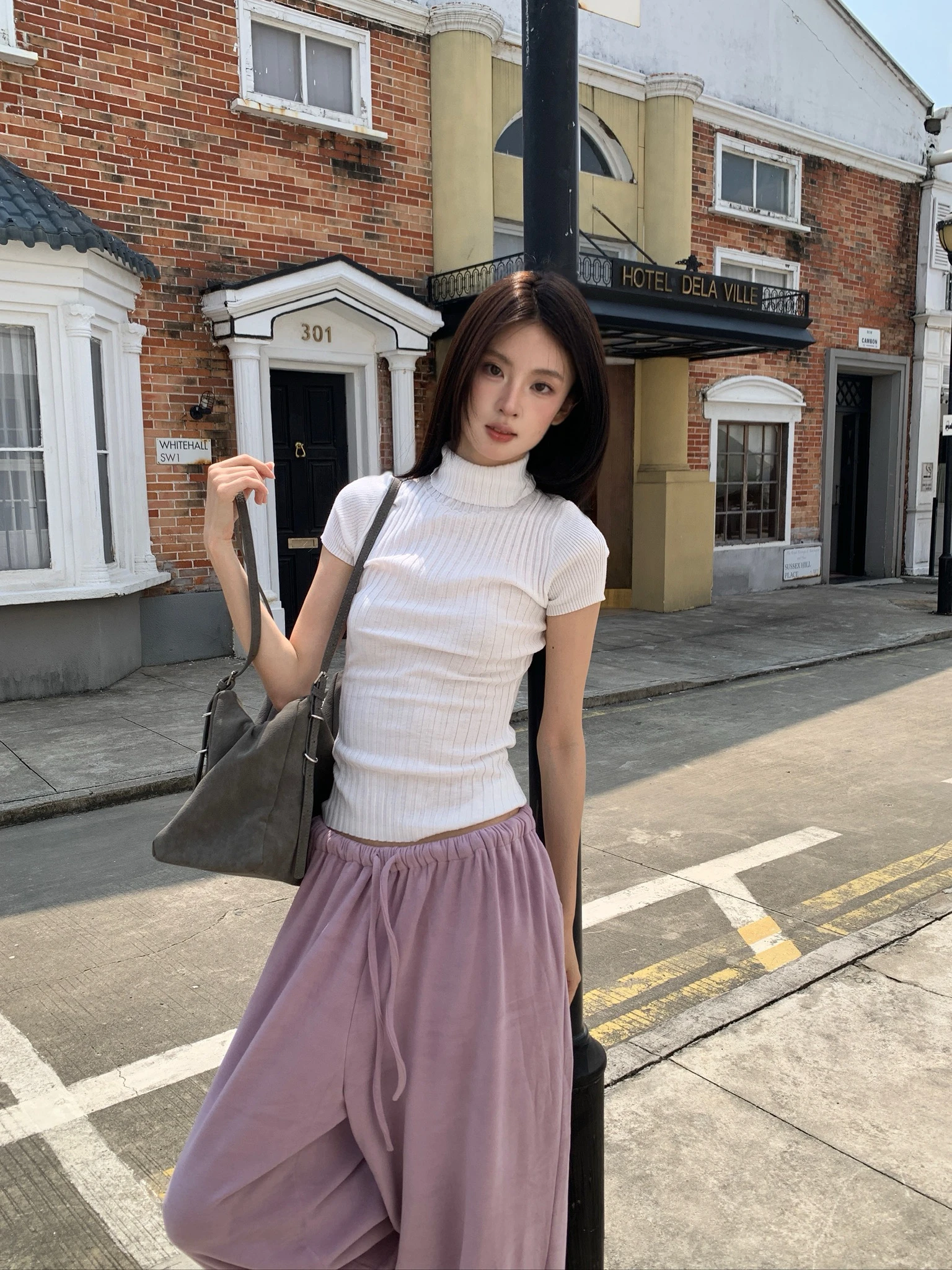 CO4 03 Slim Fit Mock 高領修身短袖＿白