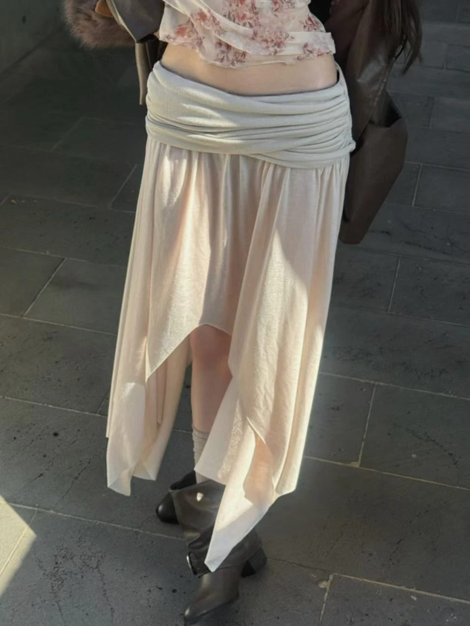 隨性慵懶 不對稱長裙