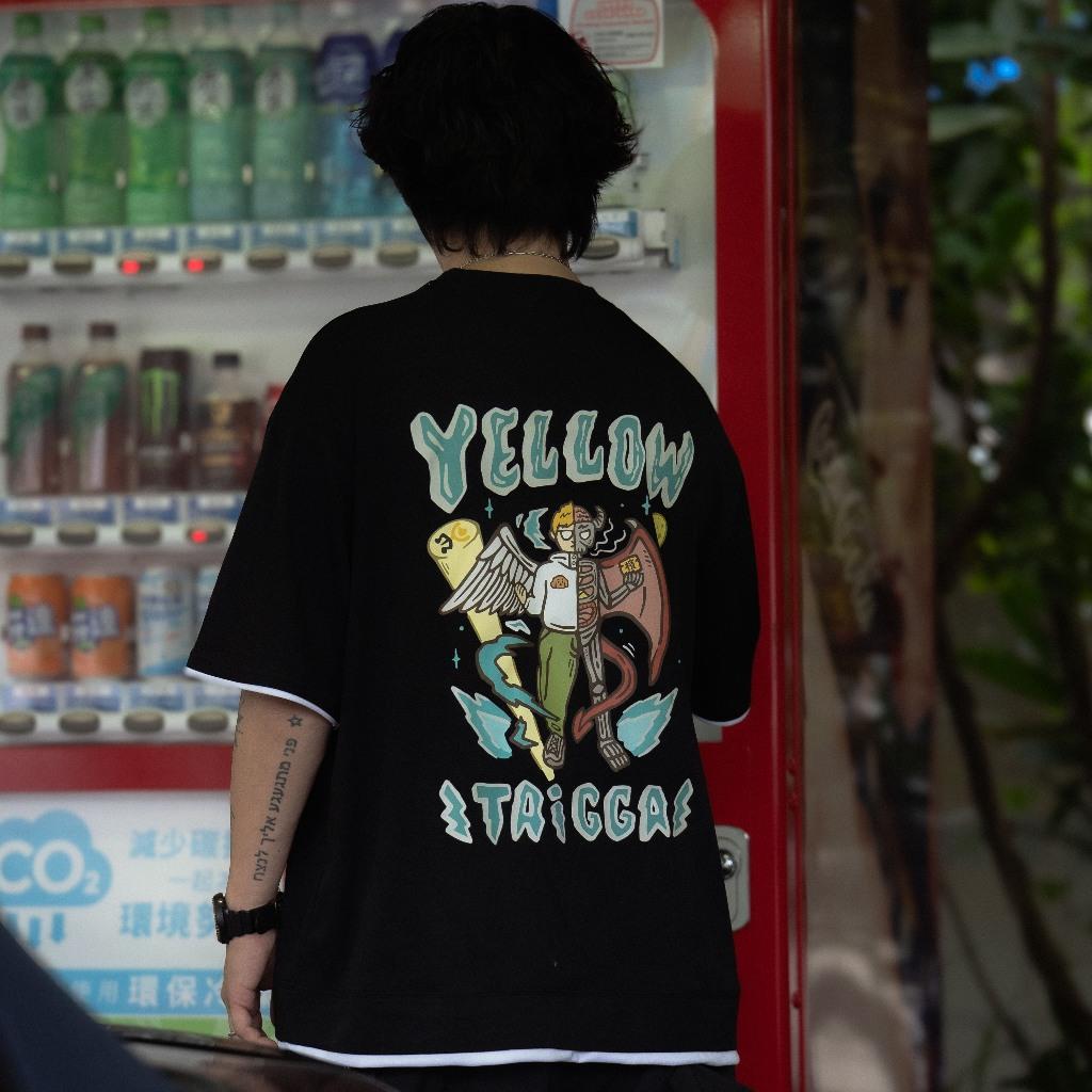 【小施汽車】  印製瑕疵便宜賣! 天使黑人半剖背面大圖假兩件黑色短T/工廠印製瑕疵圖案上會有斑點!完美主義者勿下單!