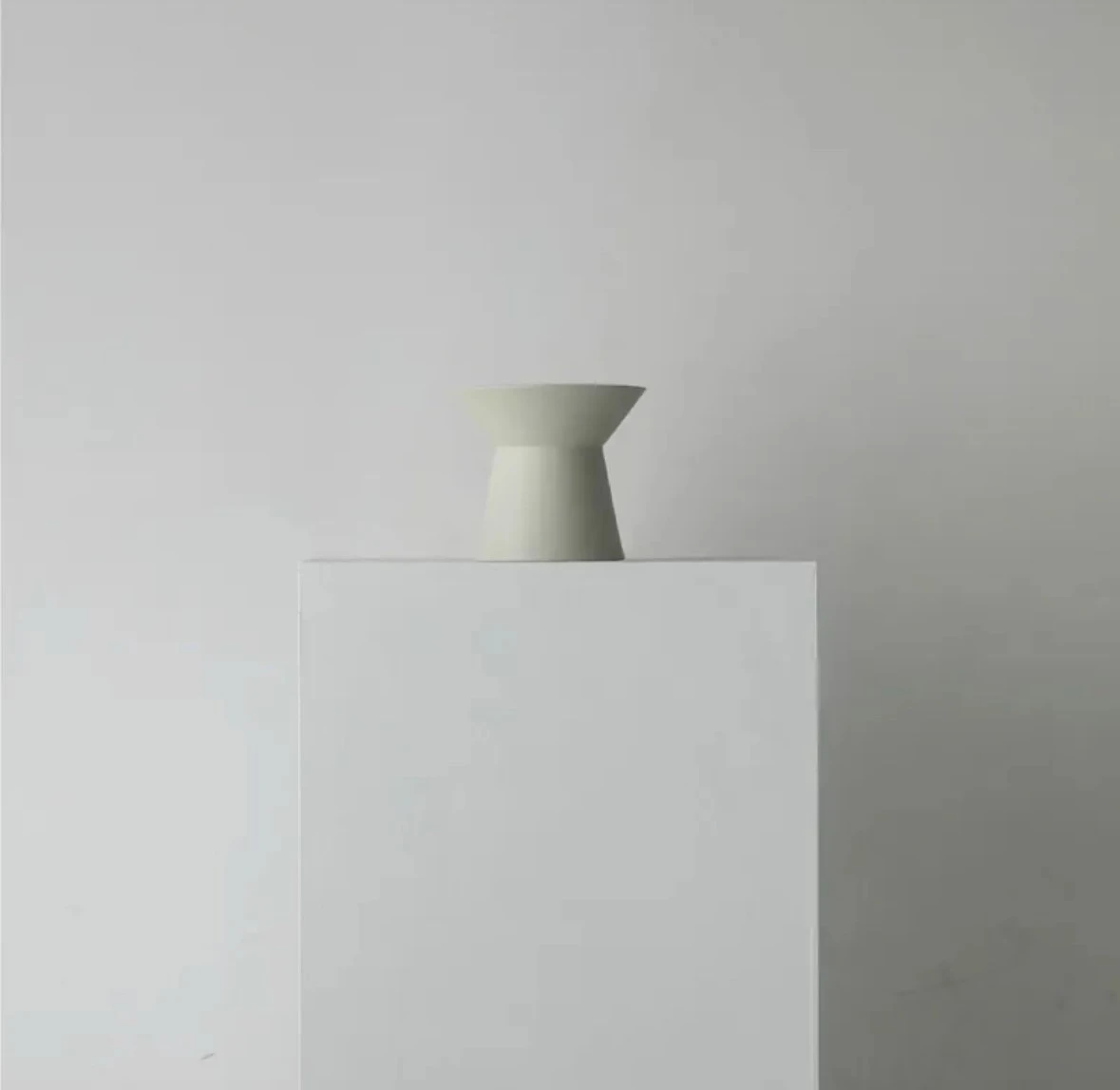 日本CHALICE 精緻毛孩碗 絹 -kinu-