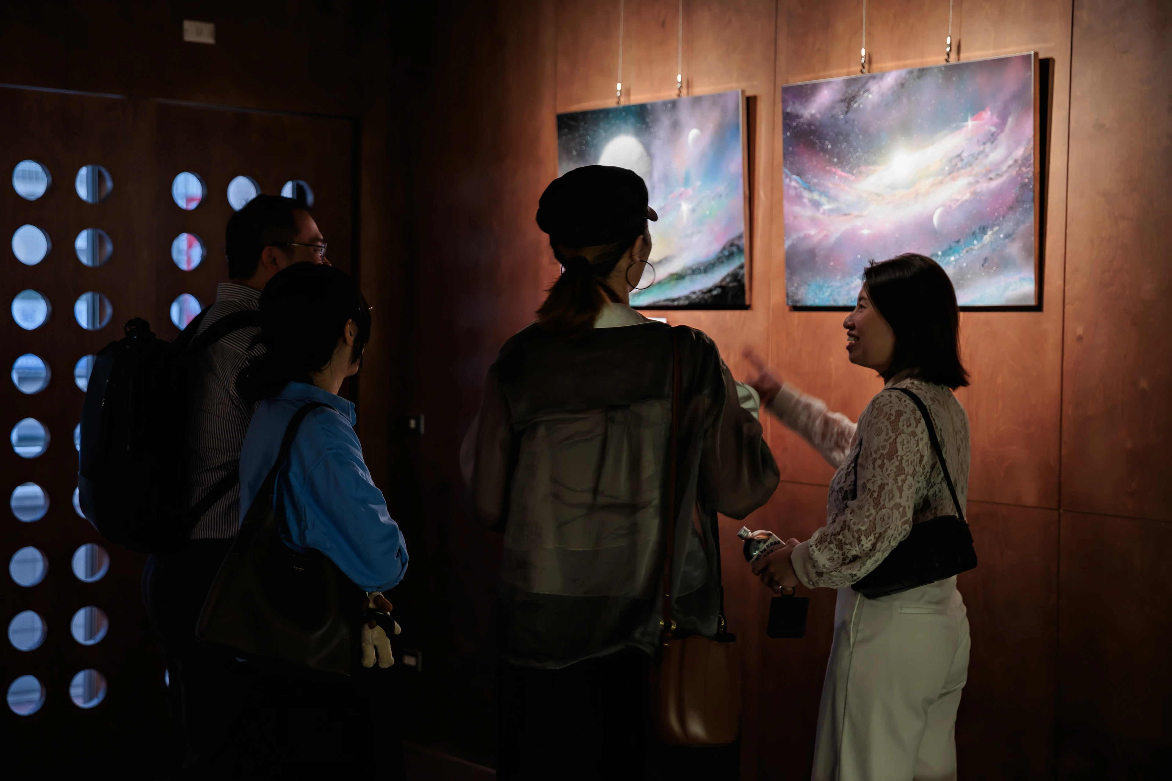 Derex跨越之後看見自己展覽精選照片《藝術展覽動線》