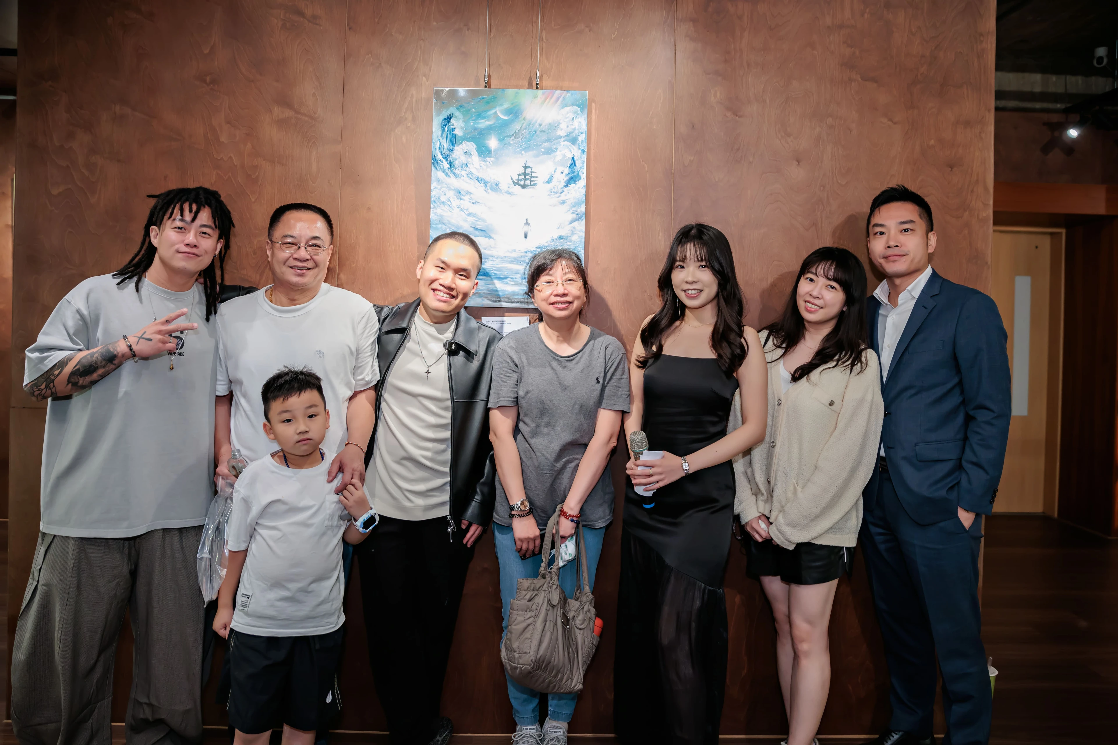 Derex跨越之後看見自己展覽精選照片《藝術參展合照》