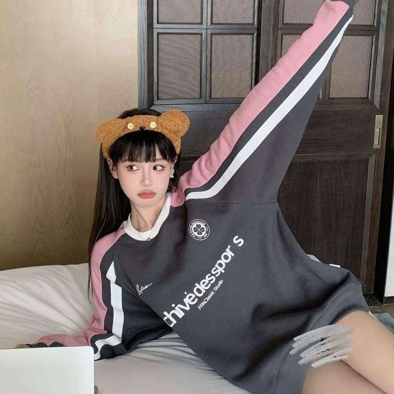 CU｜I18 CU🇰🇷現貨🔥甜酷少女🔥亮麗拼色 百搭插肩袖長袖T恤上衣 大學T 長袖衛衣