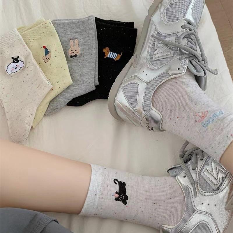 CU｜K81 可愛動物點子砂刺繡中筒襪
