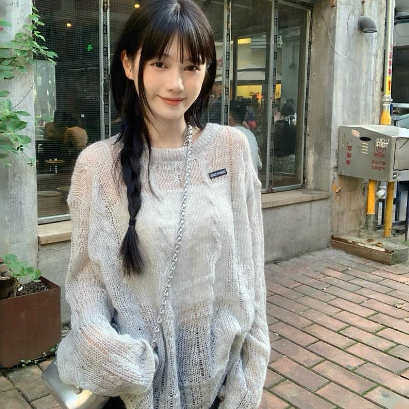 CU｜D52 慵懶風灰色薄款微透鏤空長袖針織衫 長袖罩衫 防曬罩衫 針織上衣 男友風