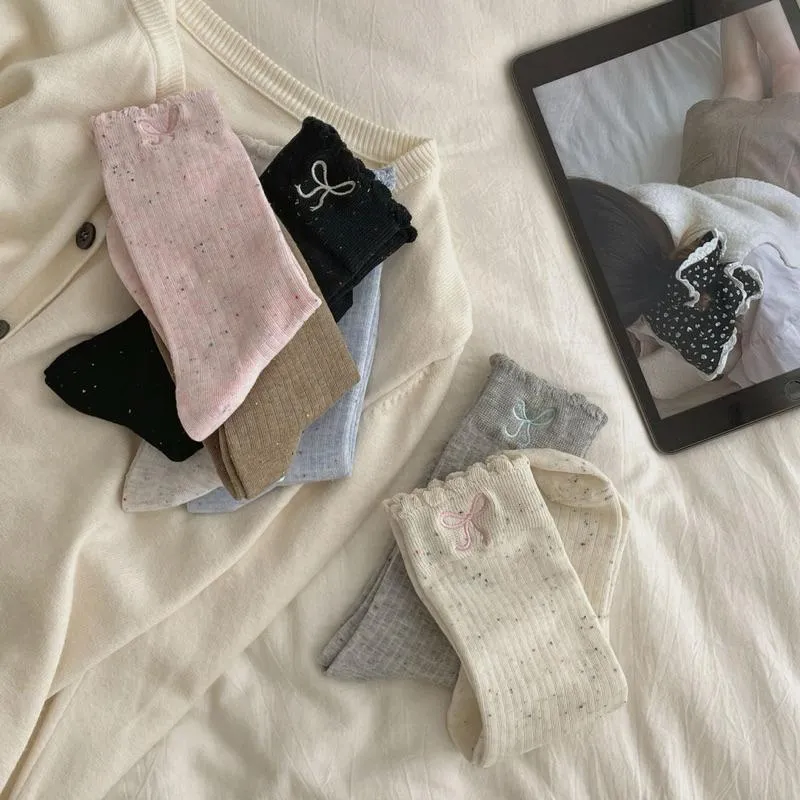 CU｜K31 CU🇰🇷現貨🔥點子砂刺繡蝴蝶結🎀韓系甜美卷邊堆堆襪 中筒襪 薄款襪子 蝴蝶結襪子韓國襪 學生襪