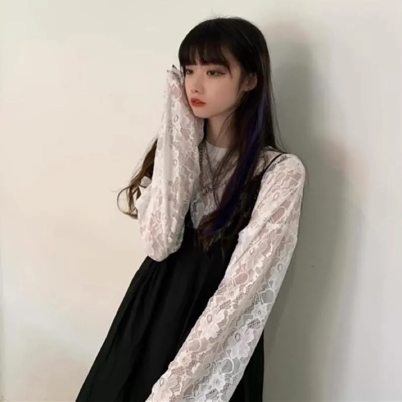 CU｜B100 內搭外穿皆可❤️‍透視蕾絲圓領長袖上衣/蕾絲衫/內搭上衣