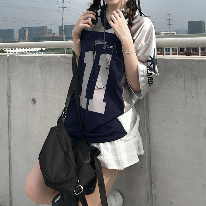 CU｜B72 🖤科技未來感💫燙銀V領寬鬆休閒短袖T恤上衣 大學T 下身失蹤 短袖上衣