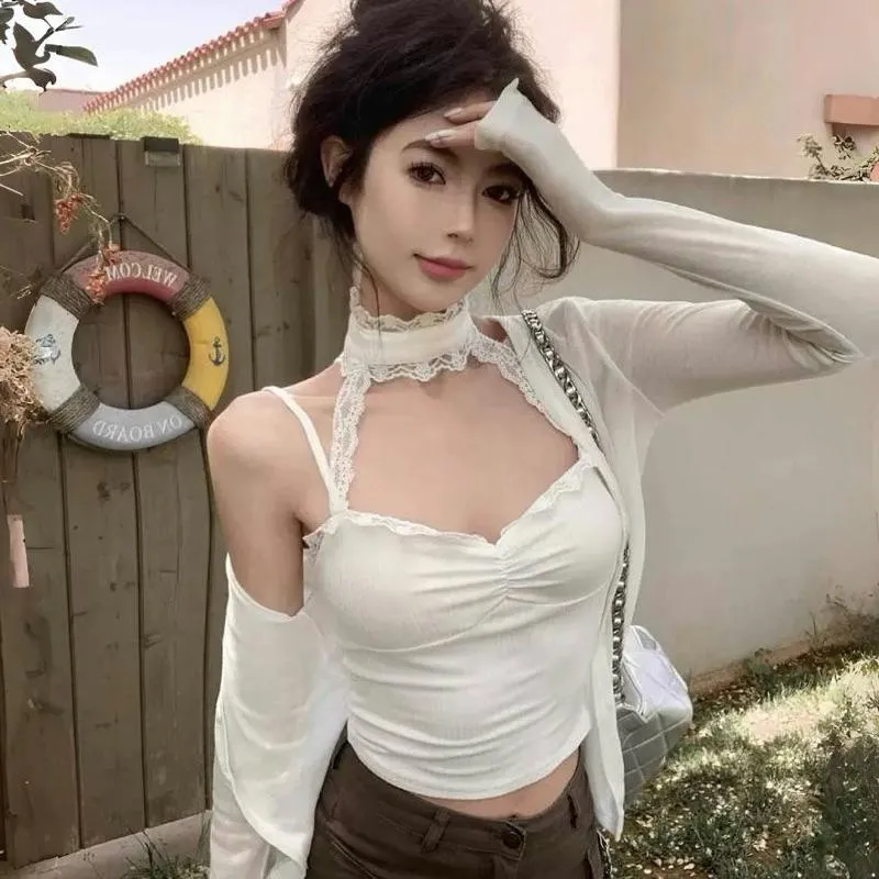 CU｜B176 花邊設計細肩帶BRA TOP