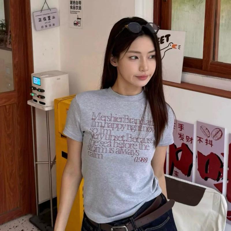 CU｜B73 文青系滿版字母 印花短袖上衣 短袖T恤 印花上衣
