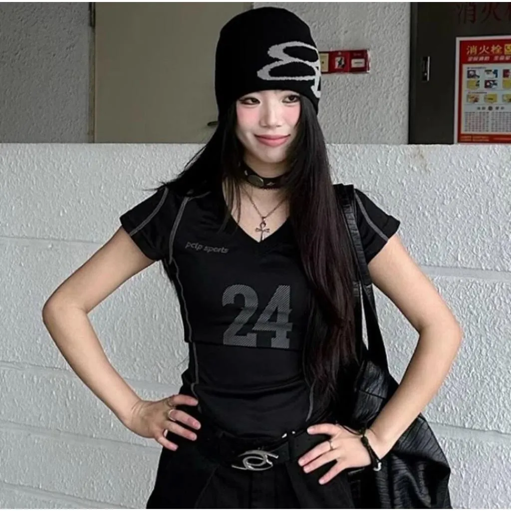 CU｜L20 暗黑系美式V領球衣